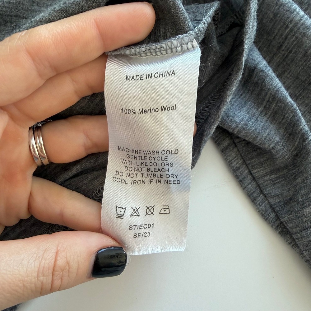 Quince Merino Wool Long Sleeve Base Layer Tee Gray Women's Large basic staple - Picture 5 of 5